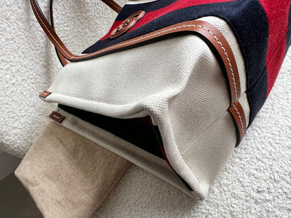 Gucci Small Interlocking GG Tote Bag (£1220)
