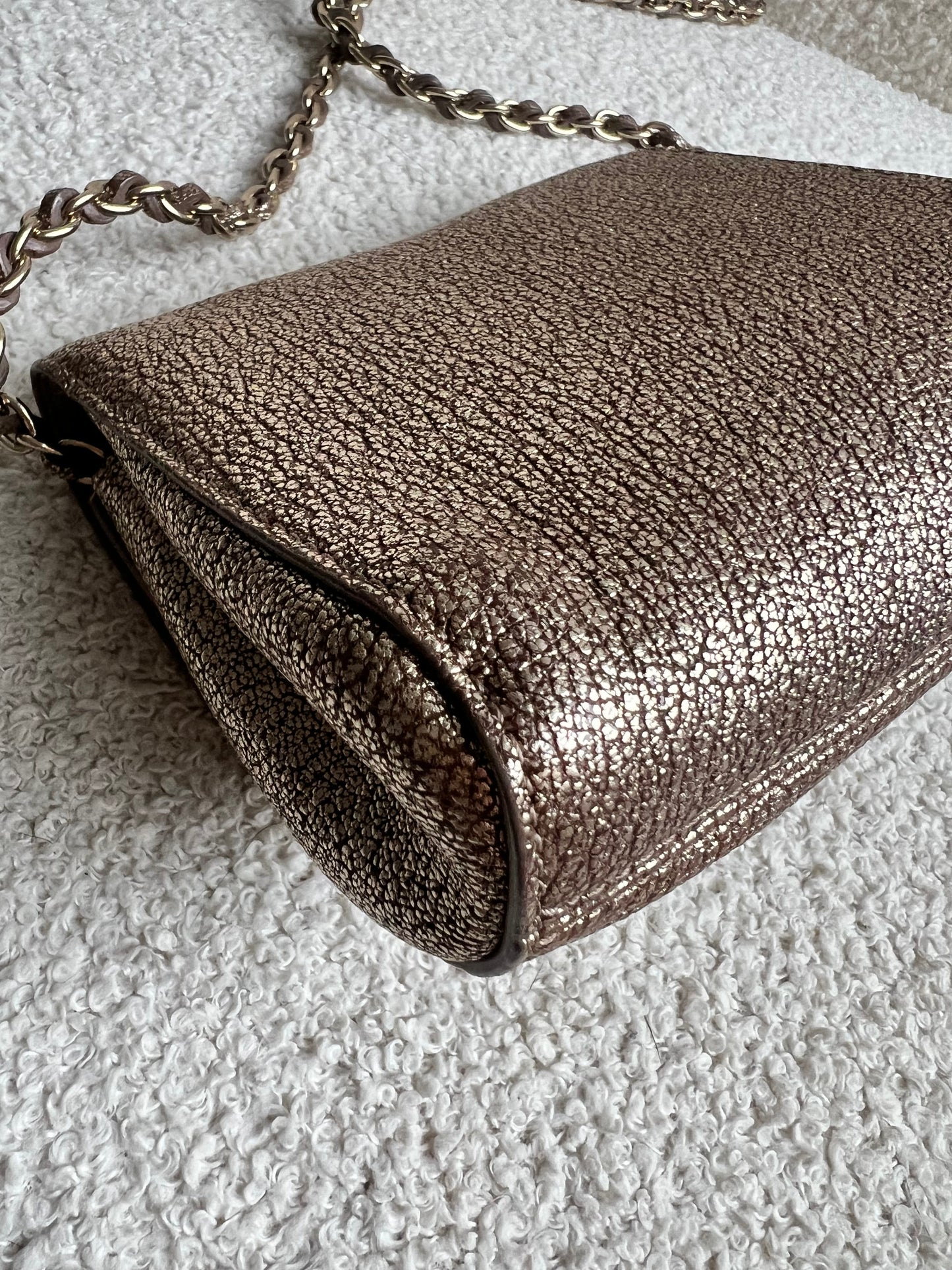Mulberry Metallic Mushroom Mini Lily with gold Hardware
