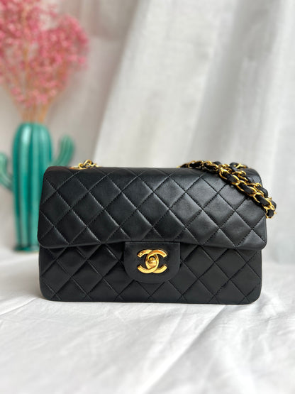Classic Double Flap Small