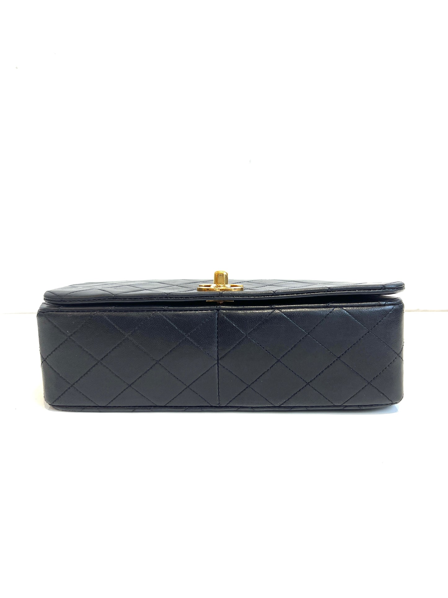 Classic Full Flap Black