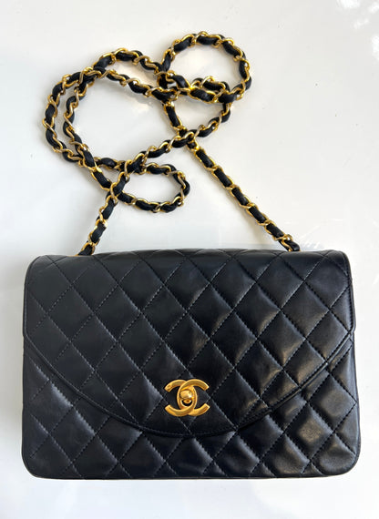 Half moon bag