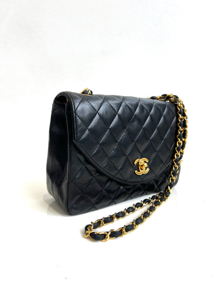 Half moon bag