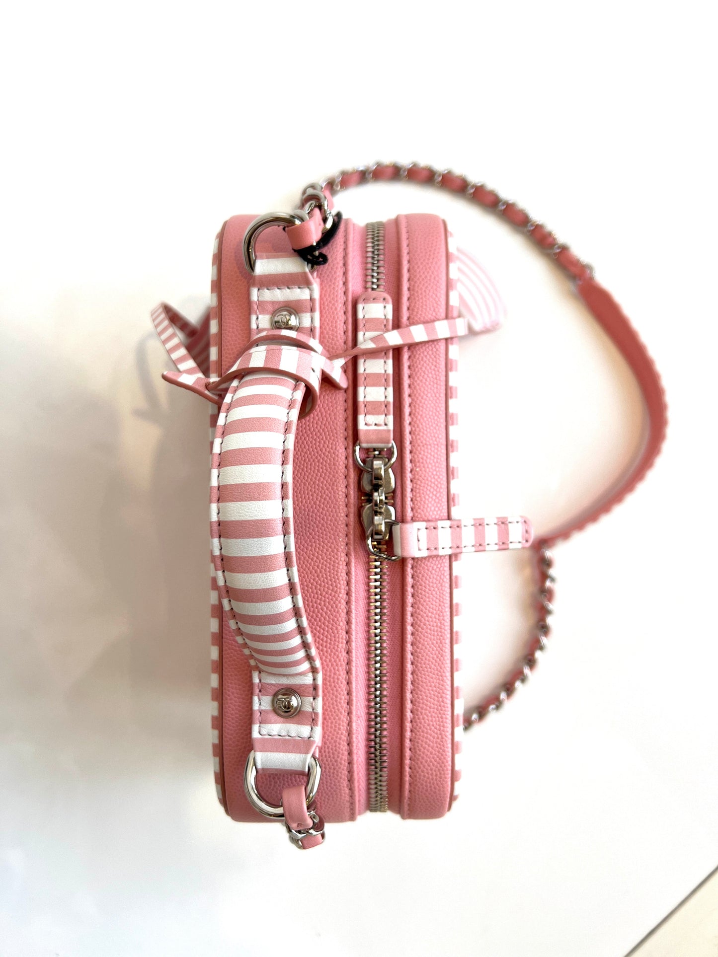 2018 Filigree Vanity Bag Pink