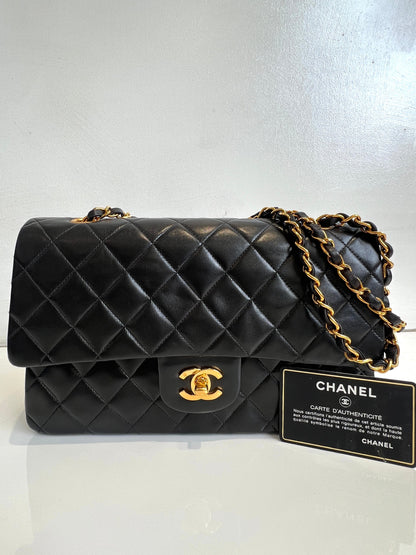 Classic Double Flap Medium