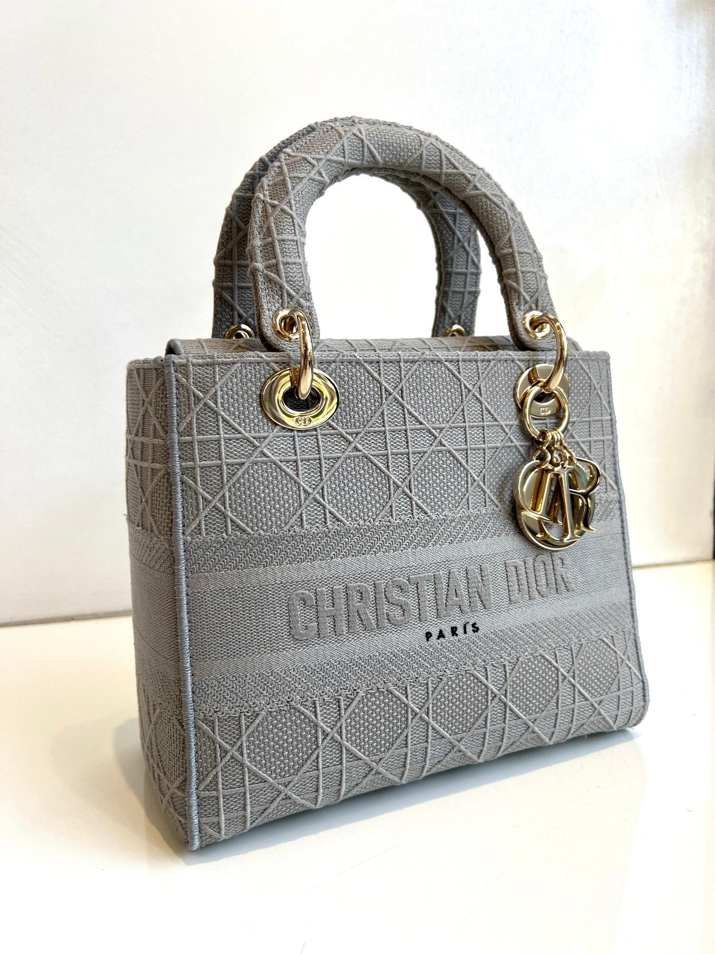 Lady Dior Medium Cannage Grey