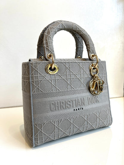 Lady Dior Medium Cannage Grey