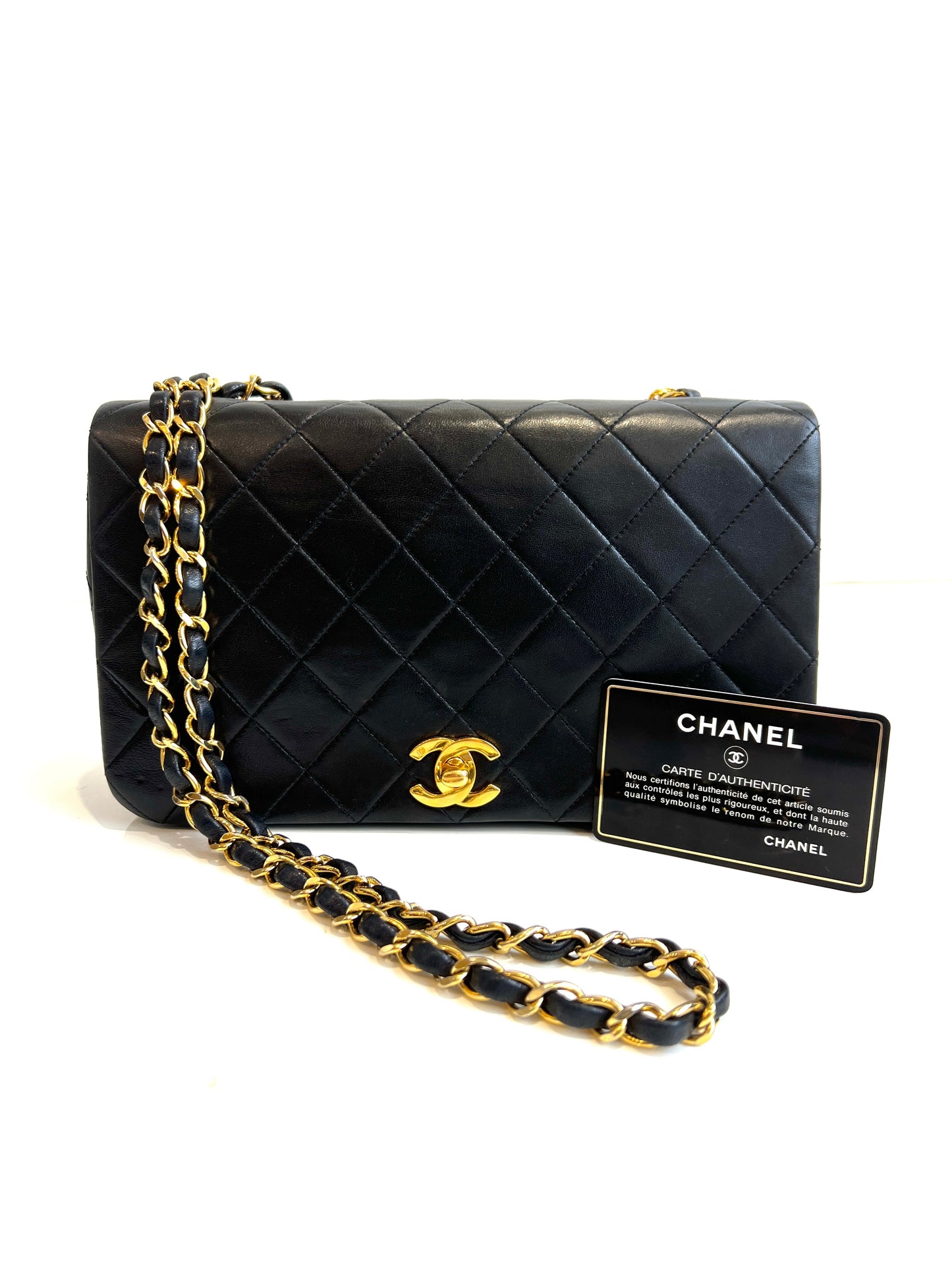 Classic Full Flap Black