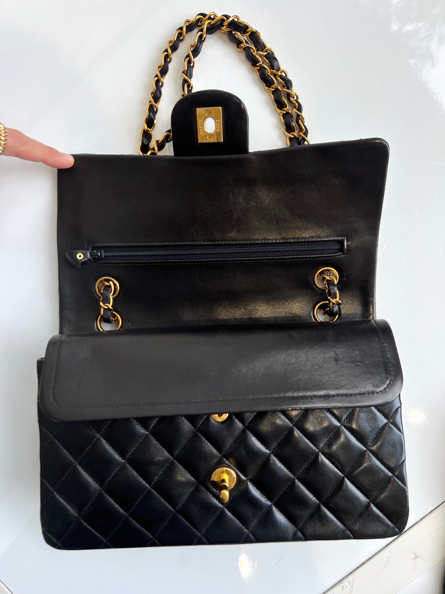 Classic Double Flap Medium