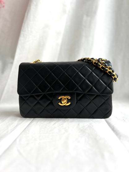 Classic Double Flap Small