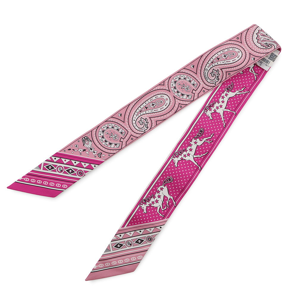 HERMES Twilly 《Cheval de Coeur Bandana》 Fuchsia / Vieux Rose / White Silk100%