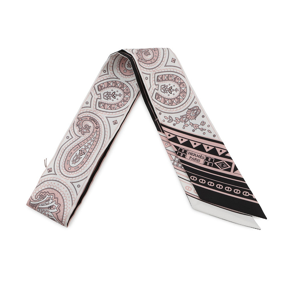 HERMES Twilly 《Cheval de Coeur Bandana》 Black/Blanc/MulticolorH064259S Silk100%