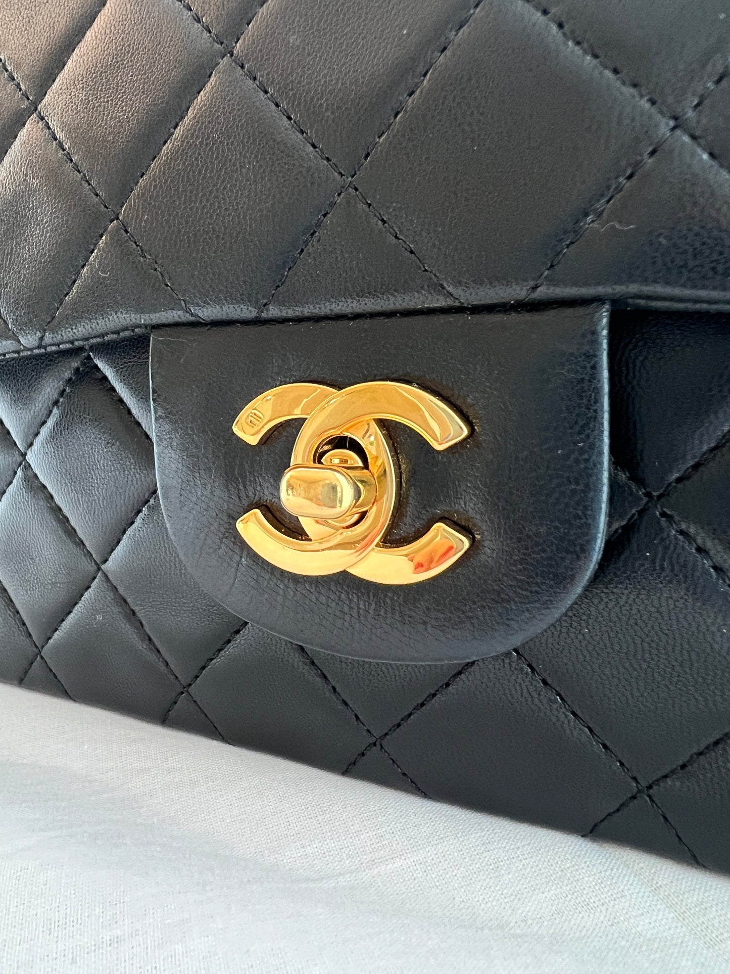 Classic Double Flap Small