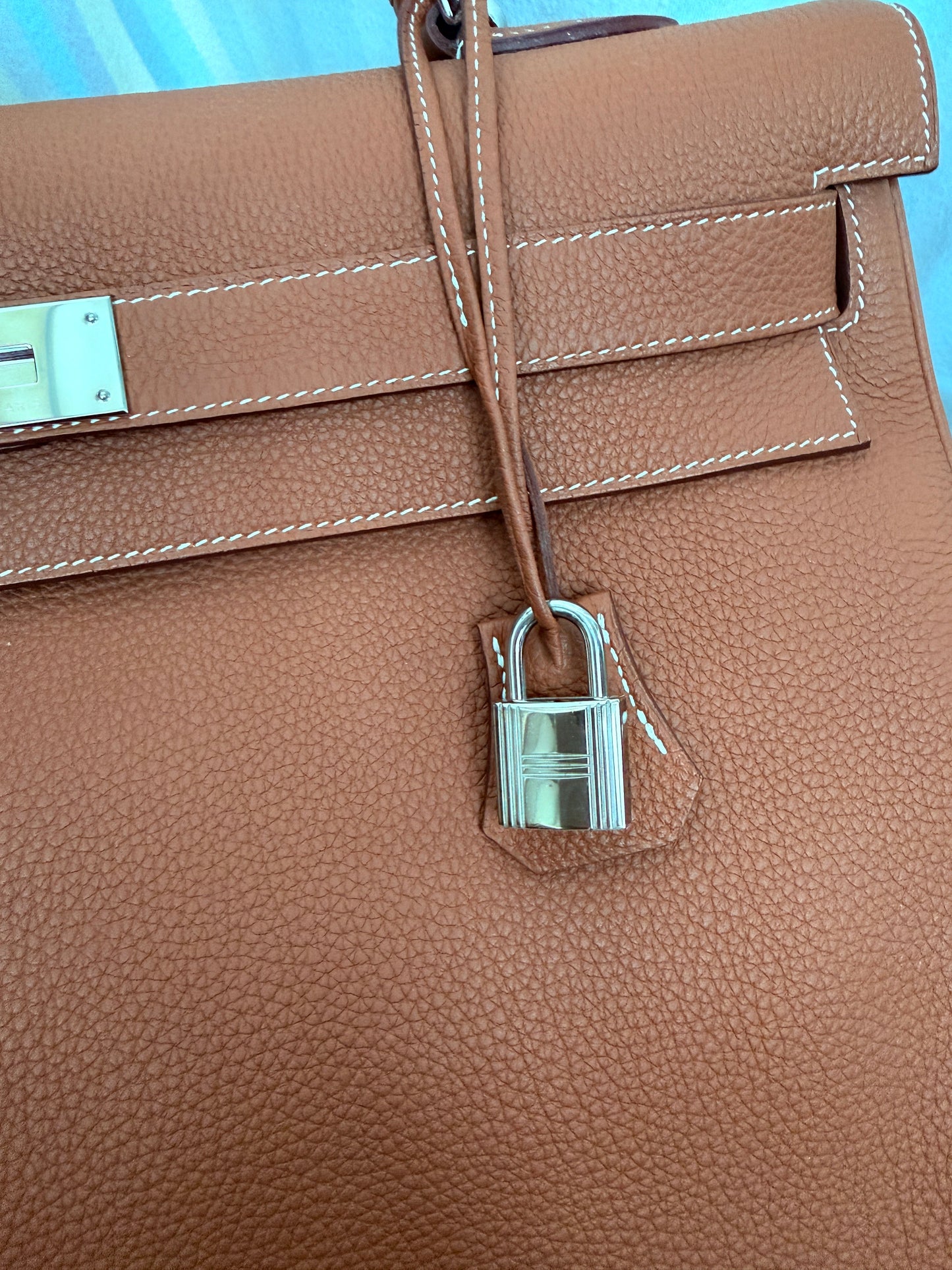 Kelly 40 Gold Togo Leather and Palladium Hardware