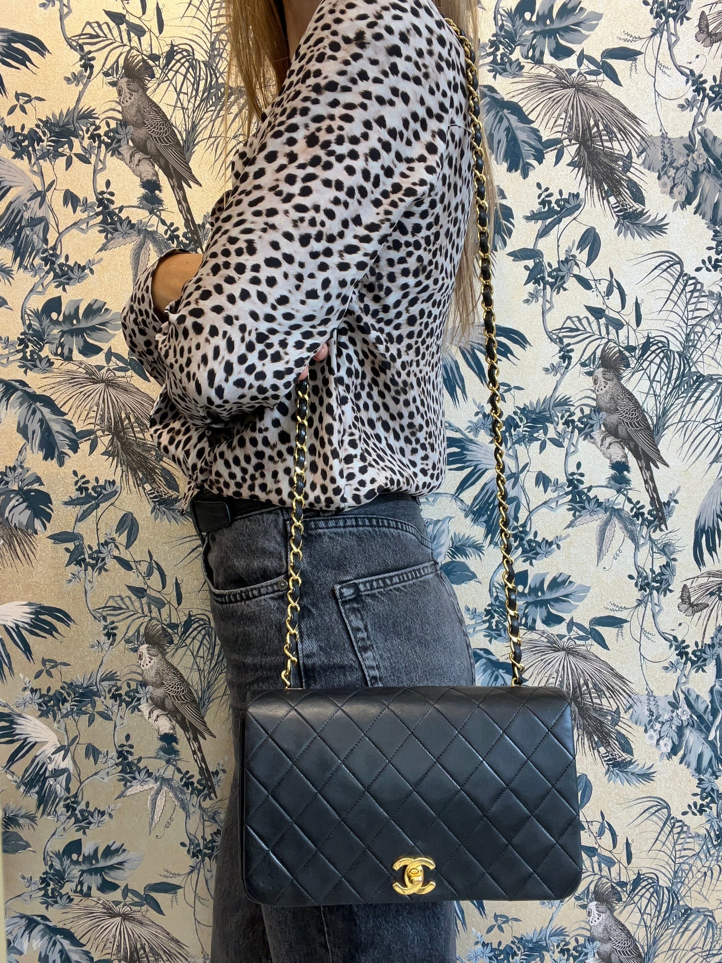 Classic Full Flap Black