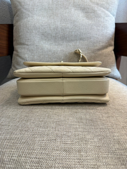 Trendy CC Small Ivory Caviar Leather