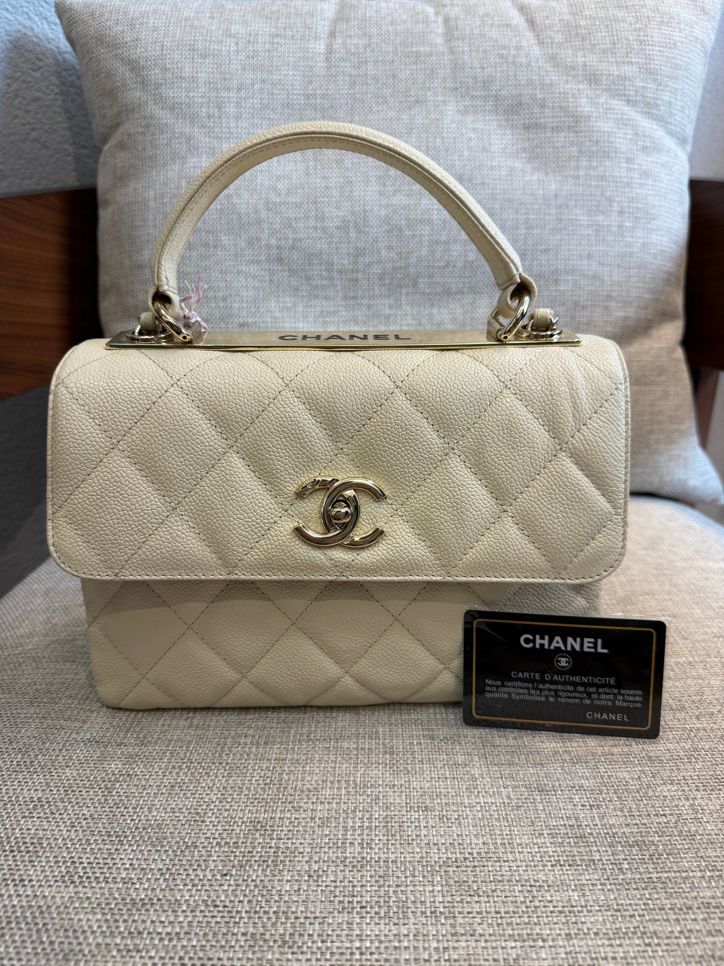 Trendy CC Small Ivory Caviar Leather