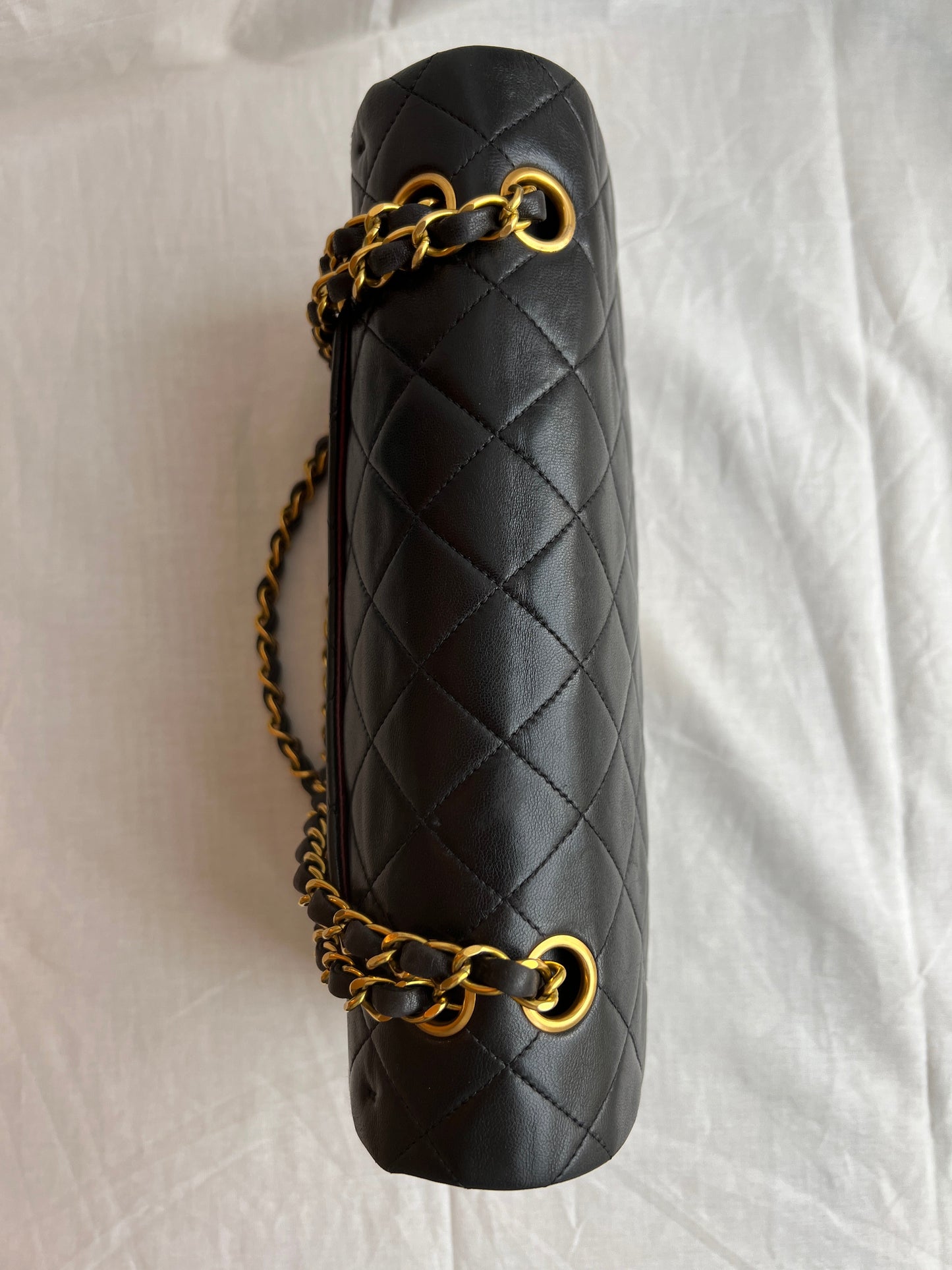 CLASSIC DOUBLE FLAP MEDIUM BLACK LAMBSKIN GOLD