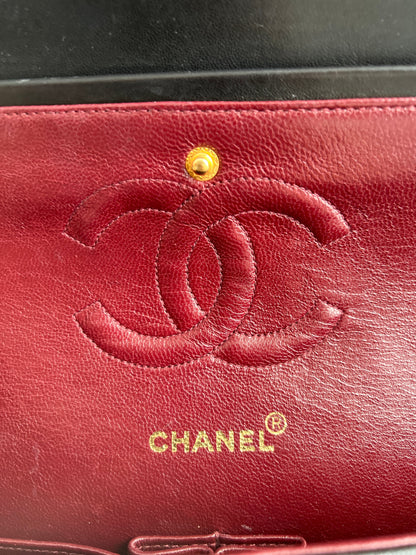 CLASSIC DOUBLE FLAP MEDIUM BLACK LAMBSKIN GOLD