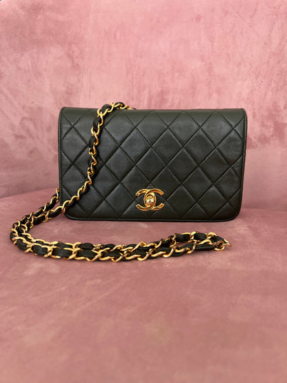 Rare Vintage 90's CHANEL Forest Green Flap Bag or Clutch