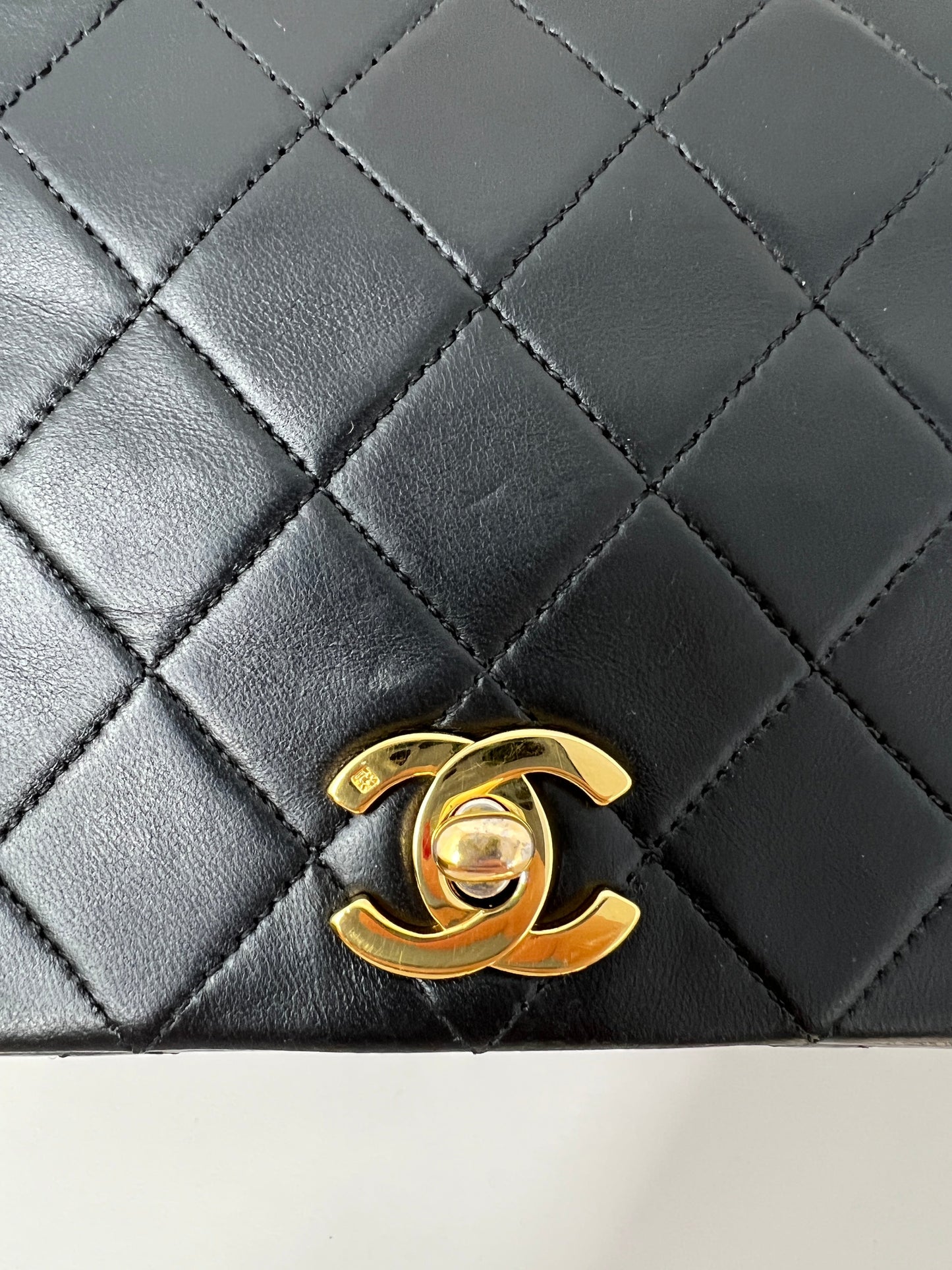 90's Classic Full Flap Bag Black