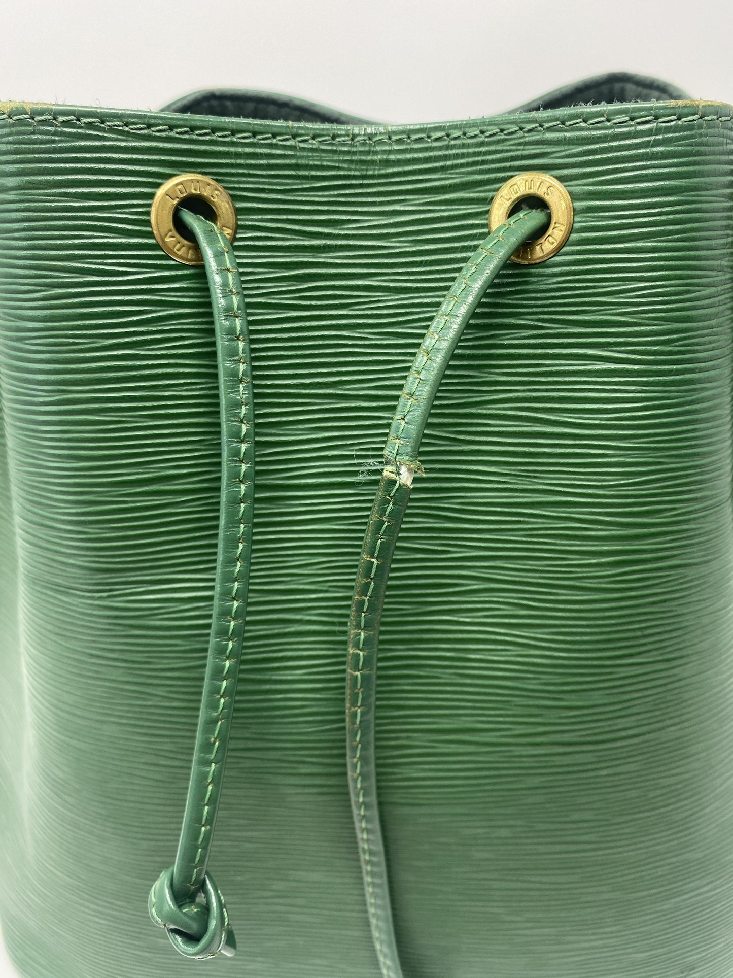 LOUIS VUITTON PETIT SAC NOÉ - VINTAGE IN BORNEO GREEN