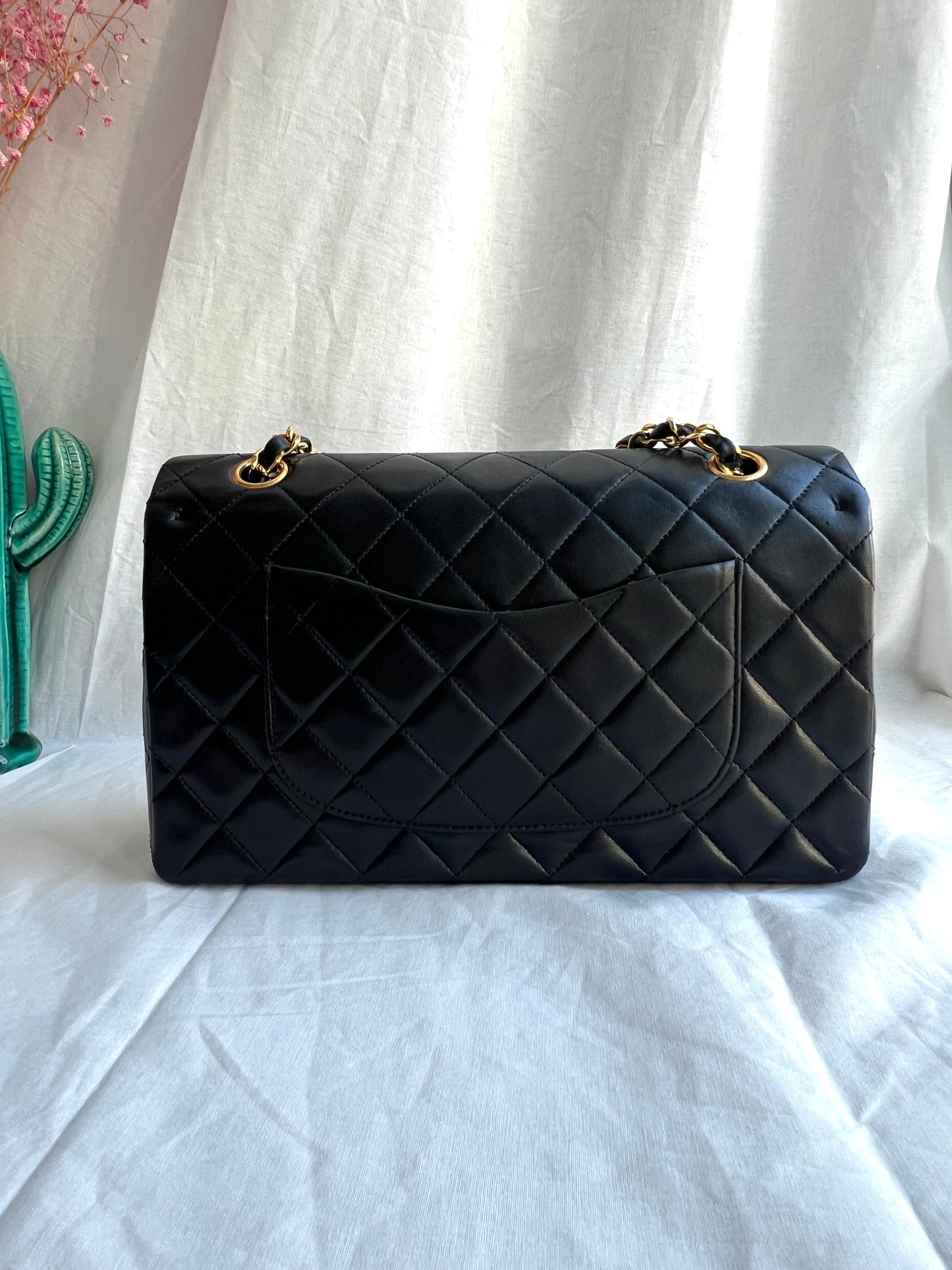 Classic Double Flap Medium