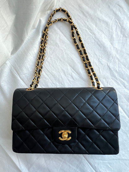 Classic Double Flap Medium