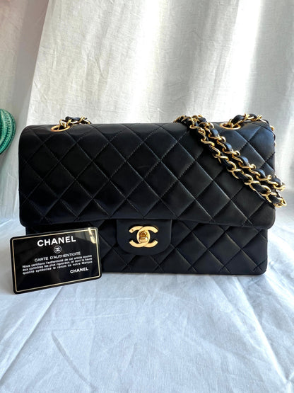Classic Double Flap Medium