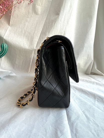 Classic Double Flap Medium