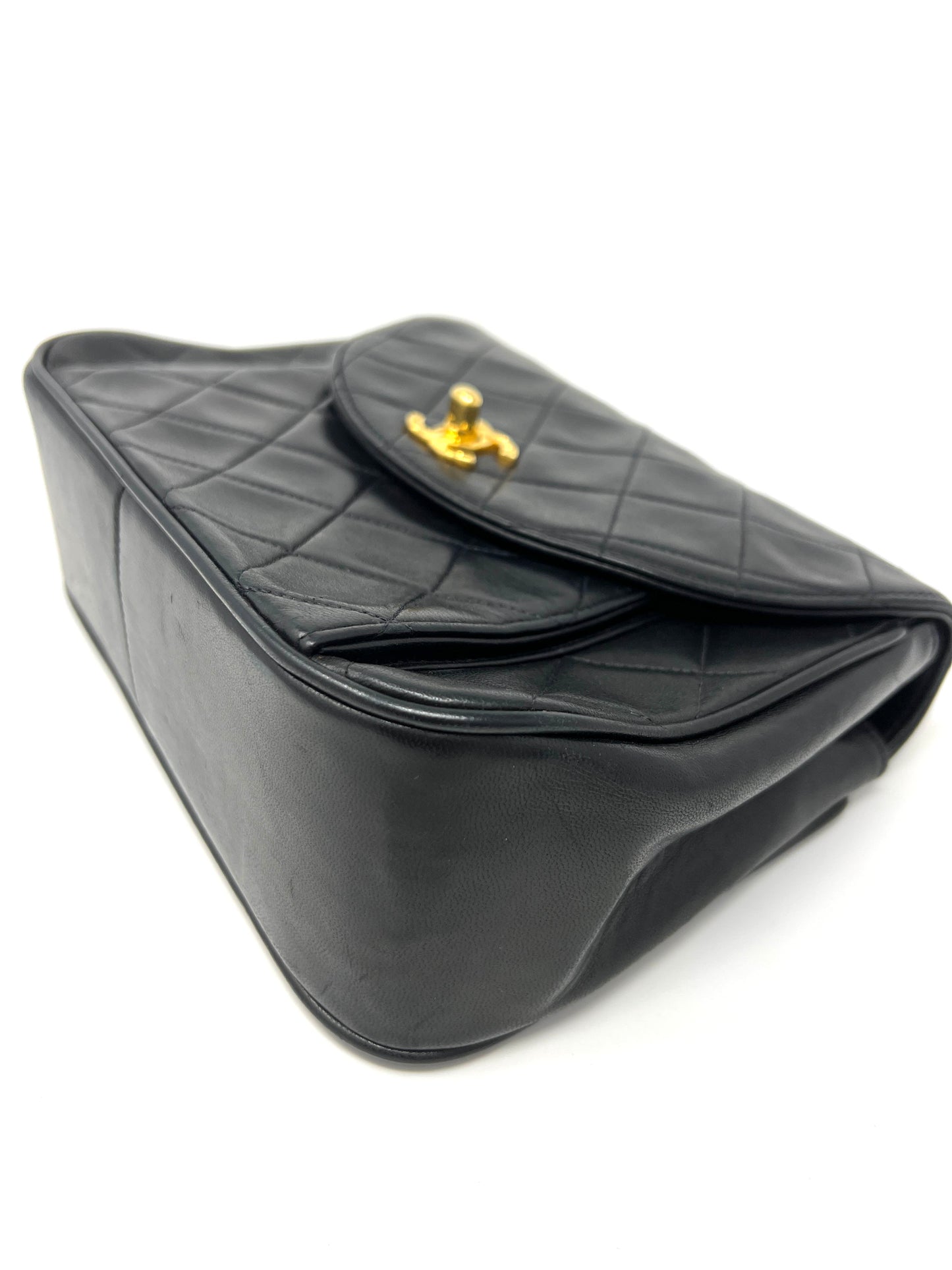 Diamond quilted vintage flap bag 1991-1994