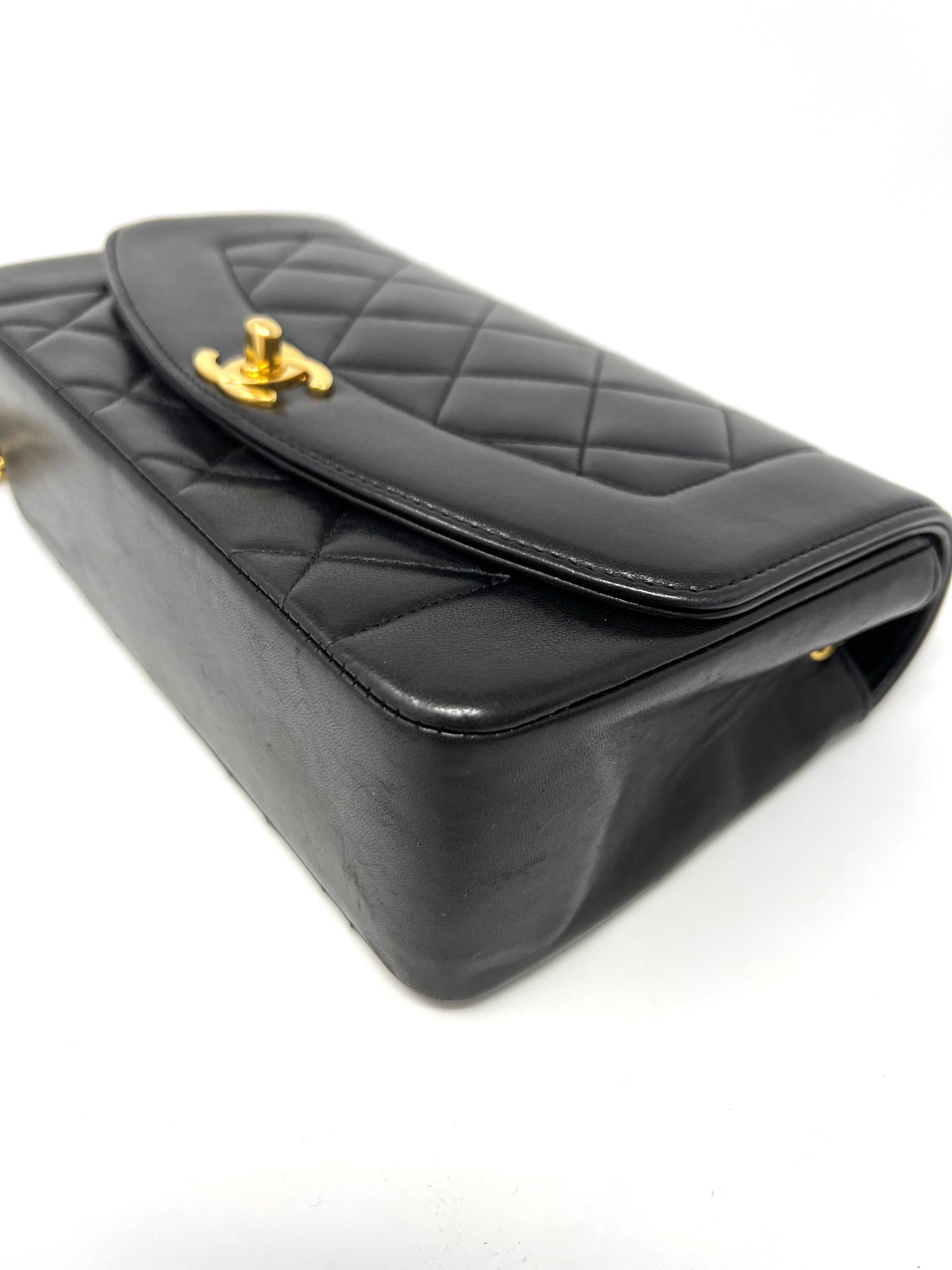 Diana Medium Flap Bag Black