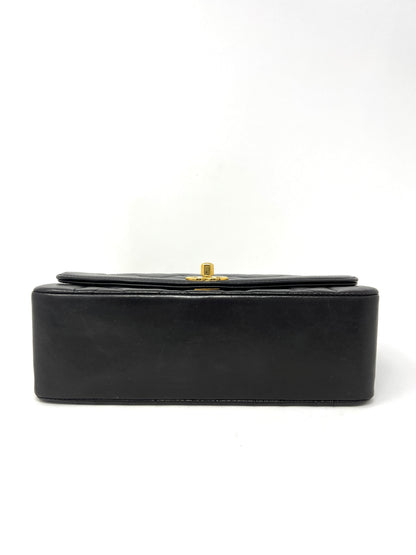 Diana Medium Flap Bag Black