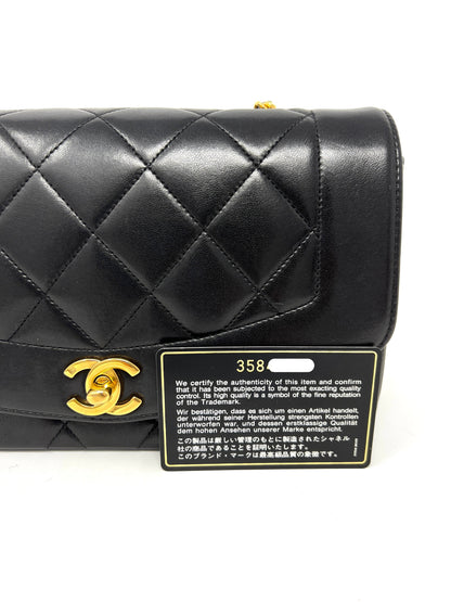 Diana Medium Flap Bag Black