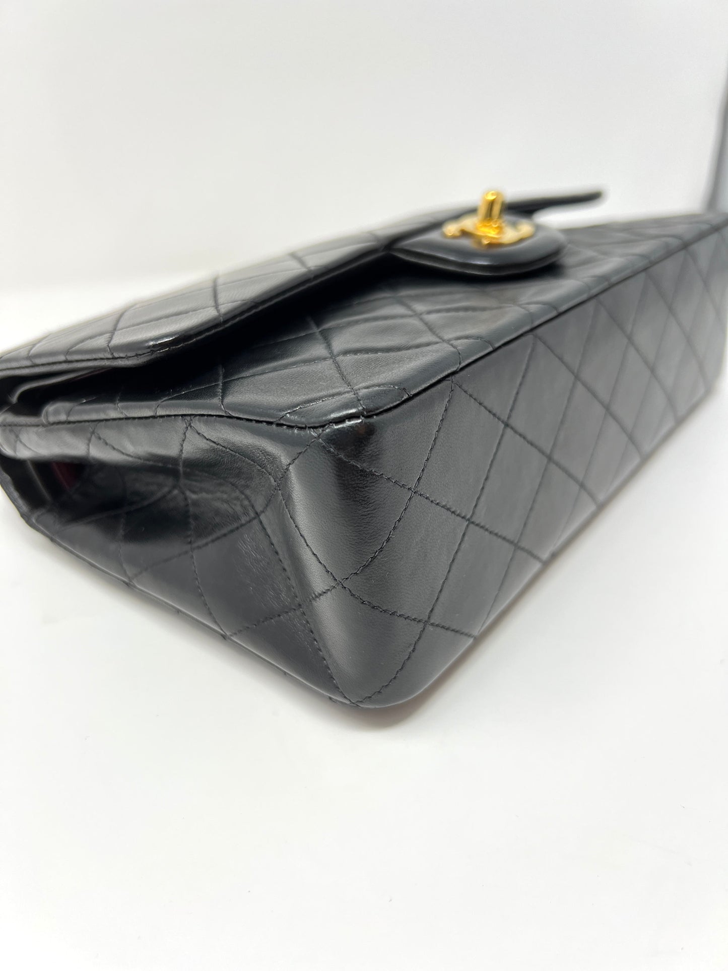 Medium Classic Double Flap Bag
