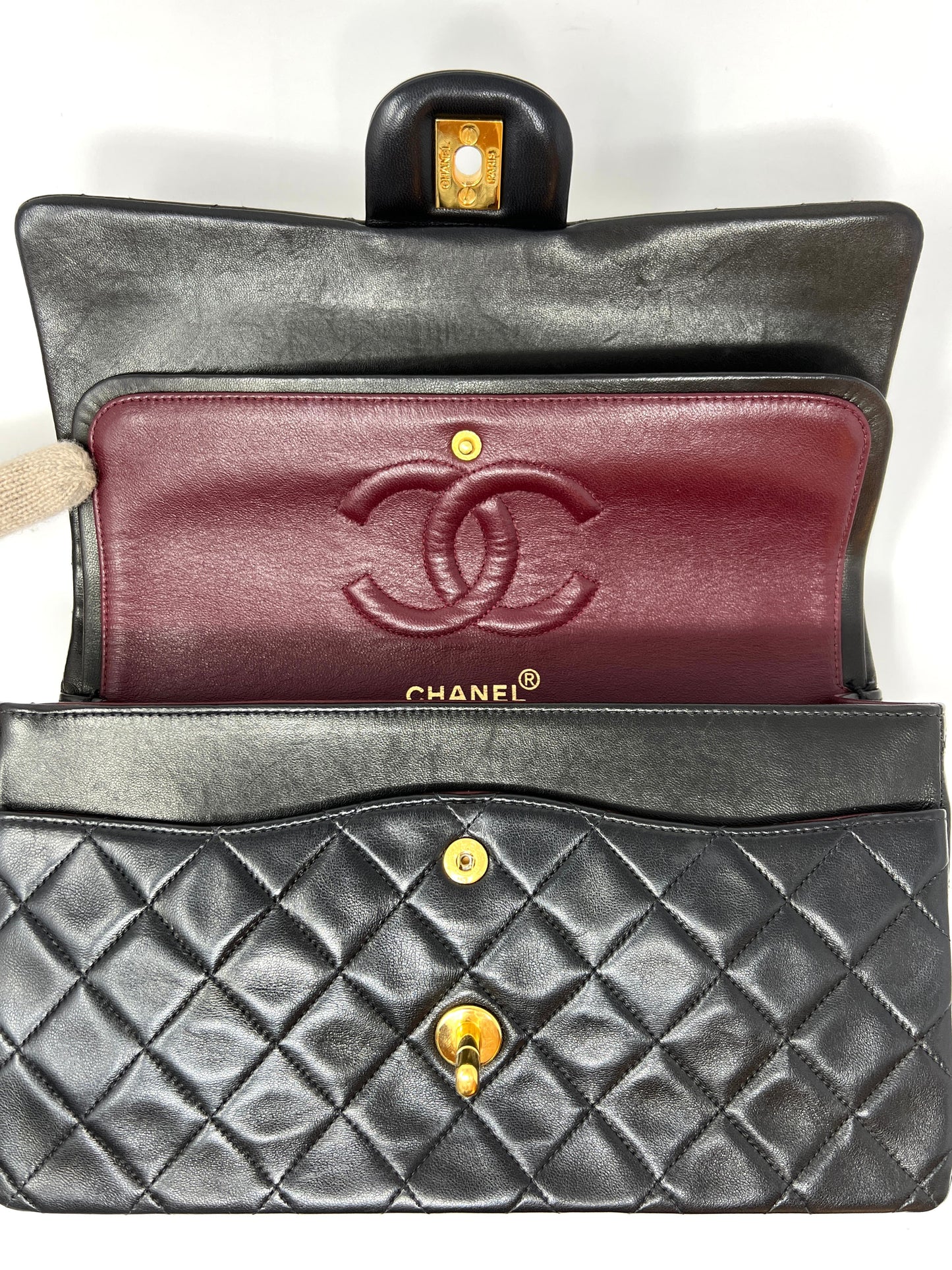 Medium Classic Double Flap Bag