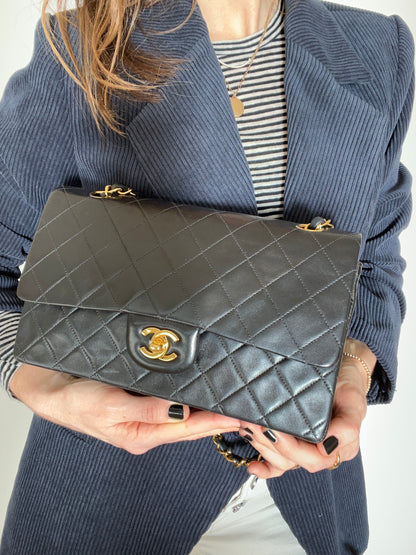 Medium Classic Double Flap Bag