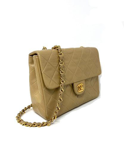 Vintage Mini Flap in Beige Lambskin 1989-1991