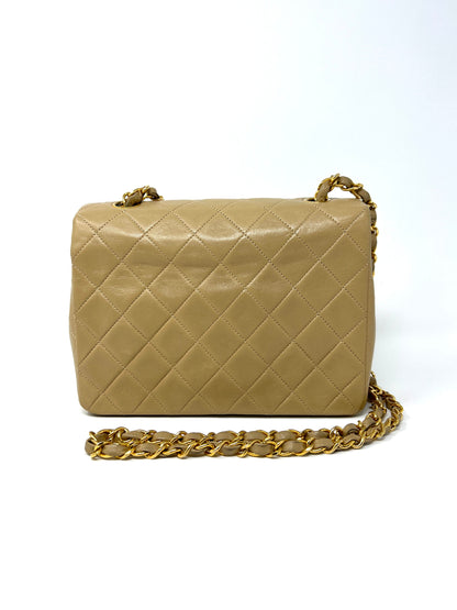 Vintage Mini Flap in Beige Lambskin 1989-1991