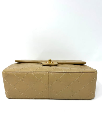 Vintage Mini Flap in Beige Lambskin 1989-1991