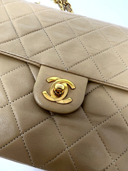 Vintage Mini Flap in Beige Lambskin 1989-1991