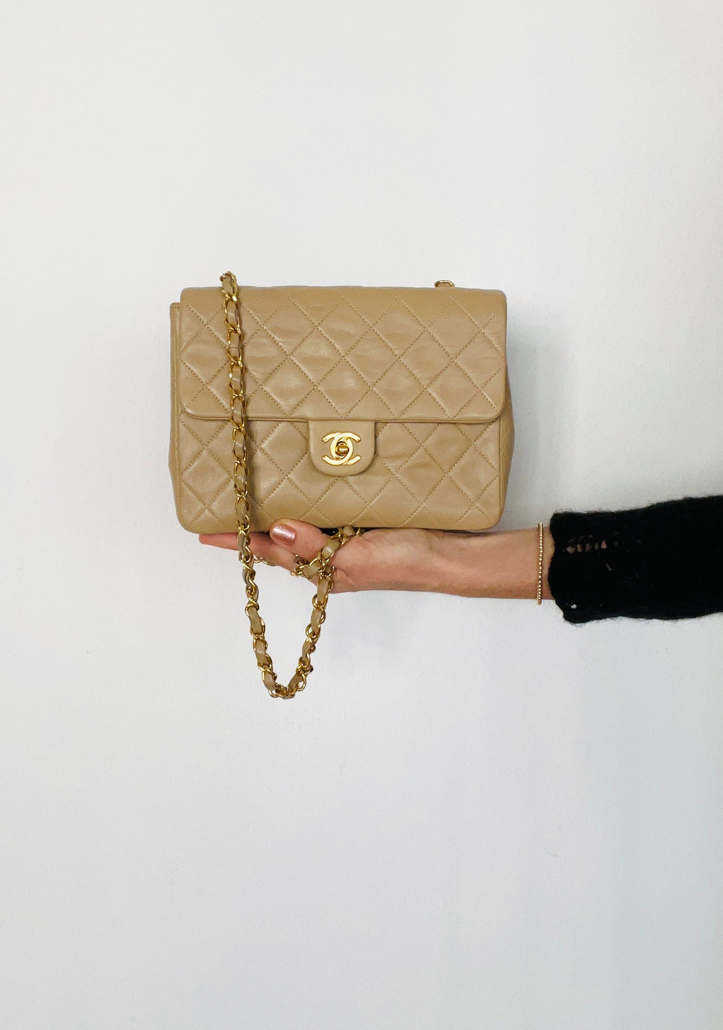 Vintage Mini Flap in Beige Lambskin 1989-1991