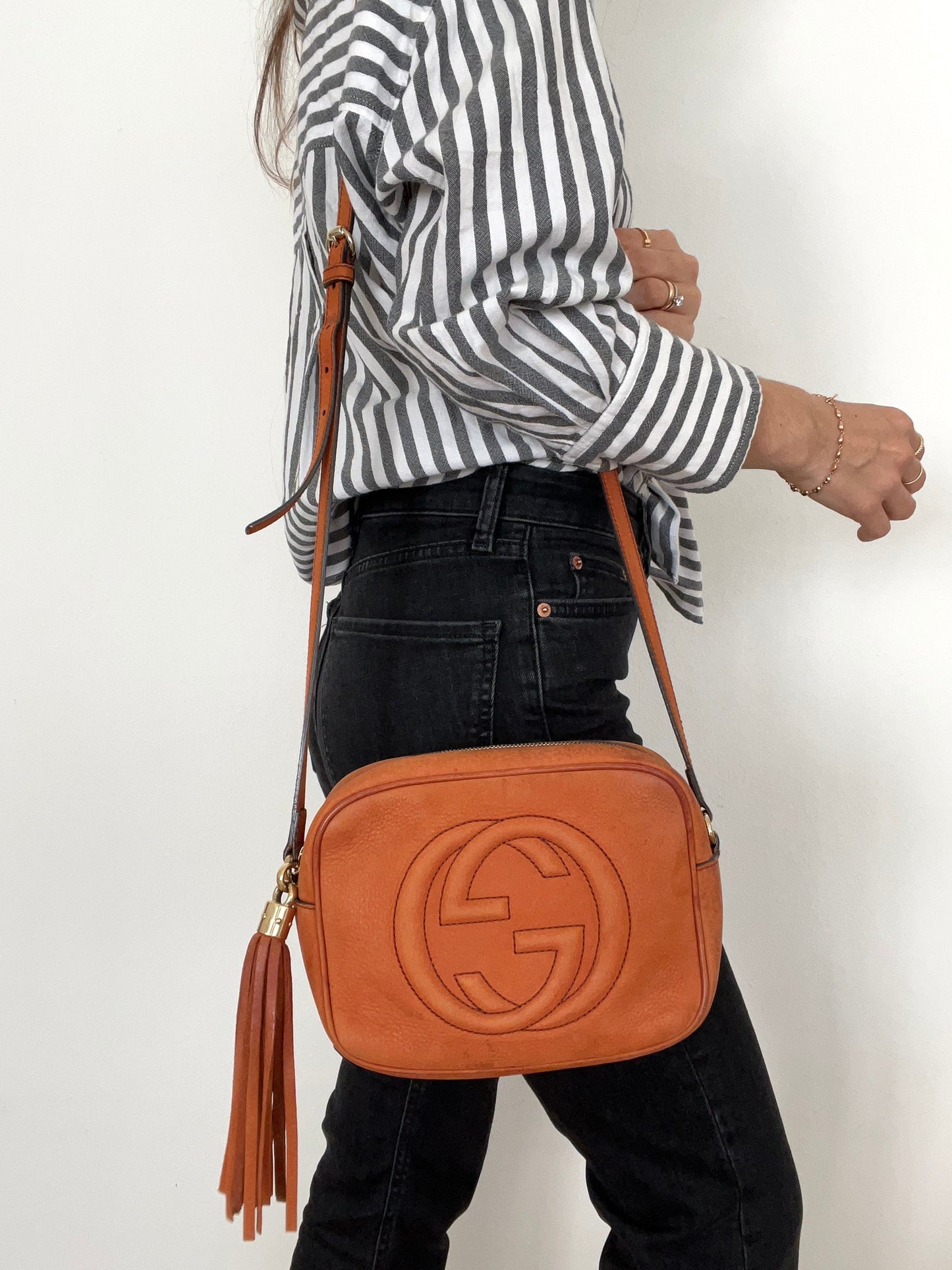 SUEDE DISCO SOHO BAG IN RUST