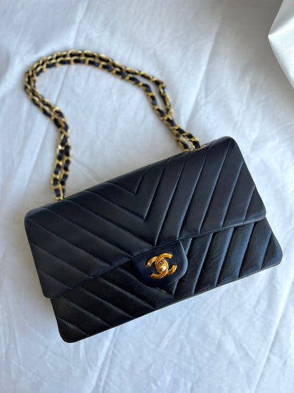 Navy Chevron Medium Double Flap (1994-1996)
