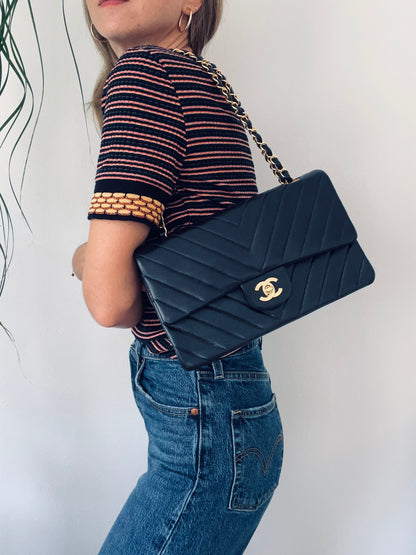 Navy Chevron Medium Double Flap (1994-1996)