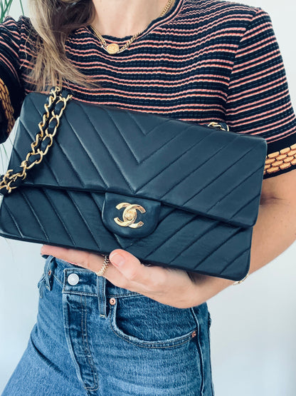 Navy Chevron Medium Double Flap (1994-1996)
