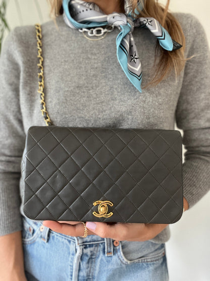 Classic Full Flap Bag in khaki green
