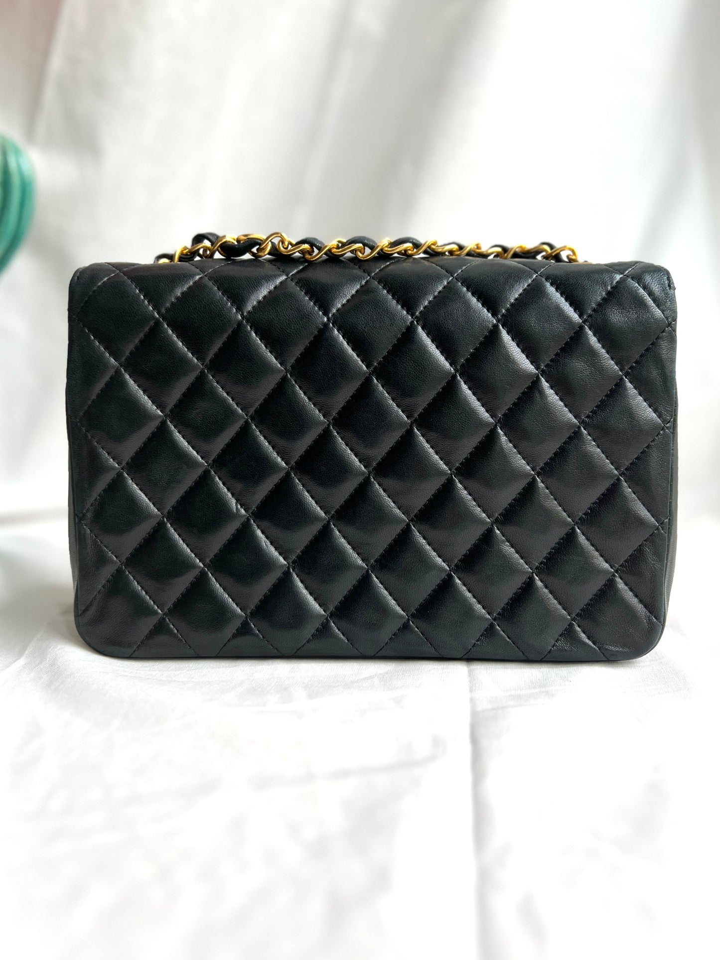 Vintage half-moon single flap