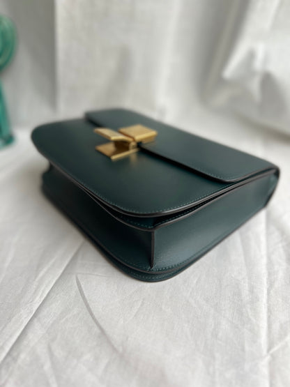 Medium Classic Box Bag Calf leather