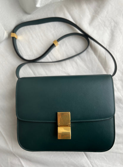 Medium Classic Box Bag Calf leather