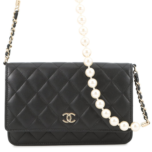 CHANEL Pearl Chain Wallet BlackAP2579 Lambskin